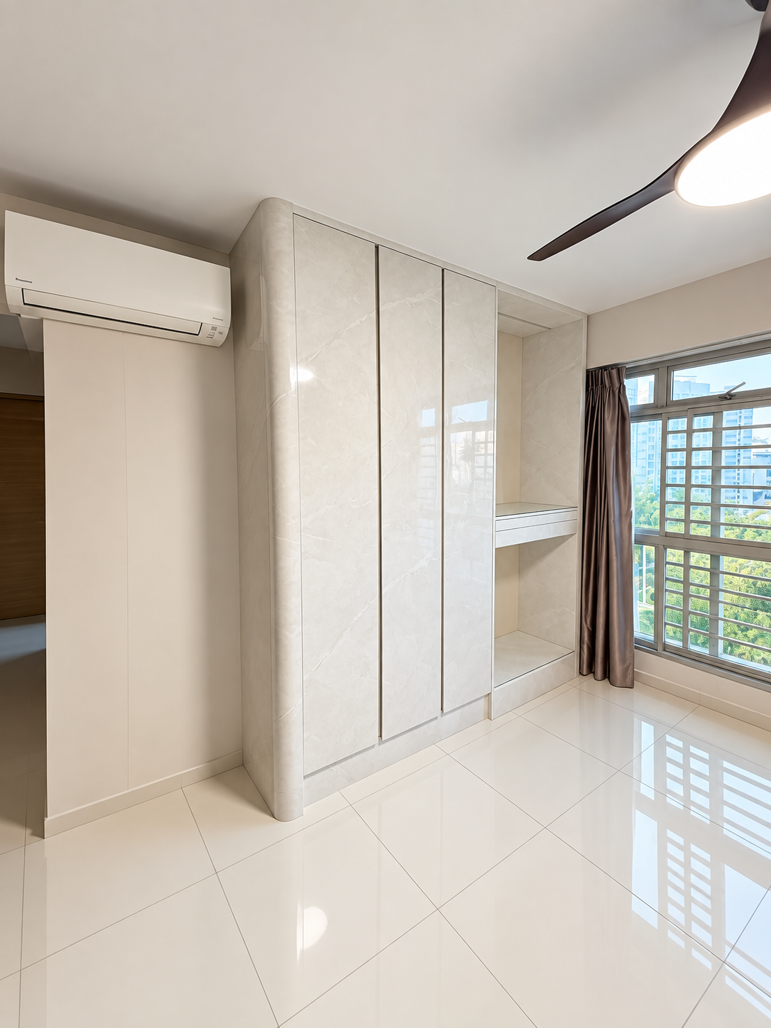 Wardrobe close-up showing oak grain strip and upper push-open cabinet